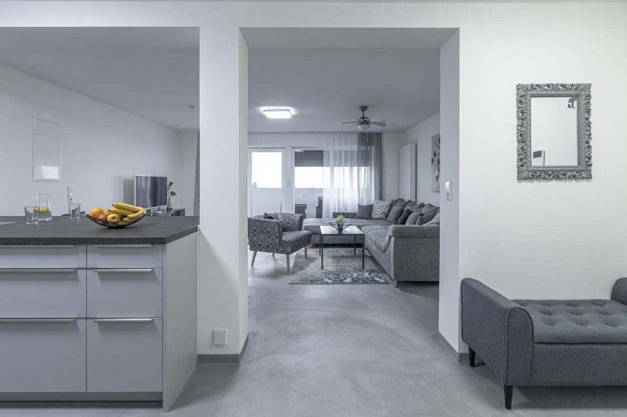 Exklusive Neubau-Ferienwohnung Mit Fernsicht Constança Exterior foto